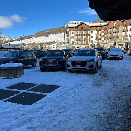 Apartment Alpine Escape